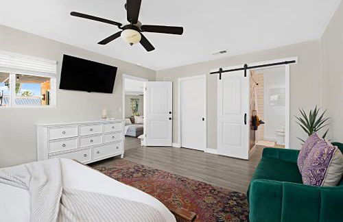 The Gathering Place - Guest Favorite with Huge Yard - Foto 34