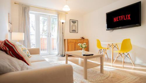 Modern 2-Bed Apartment in Central Portsmouth - Foto 1