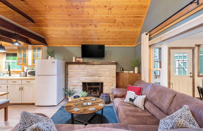 Arrowhead Lake Retreat by Avantstay Shared Pool, Game Room, Firepit - Foto 6