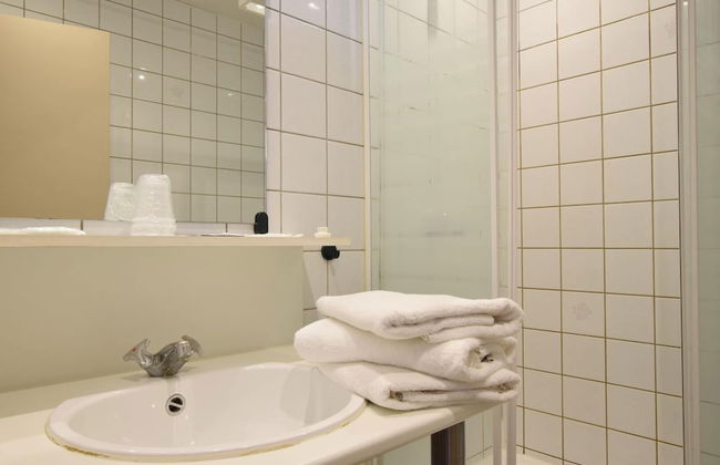 Alluring Farmhouse in Lavacherie with Hot Tub - Photo 20