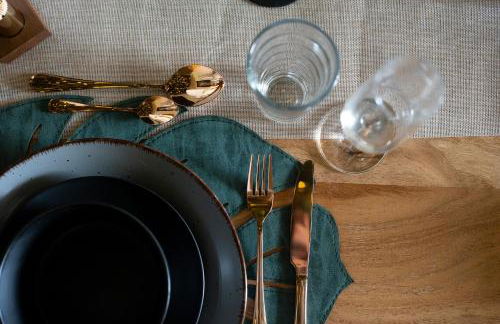 Luxus wohnen im Schloss Corvey für 1-6 Gäste im UNESCO Weltkulturerbe Höxter Weserbergland free W-Lan Parken Netflix für Familien Paare und Geschäftsreisende inkl Handtücher Seife Nintendo Switch uvm - Foto 9