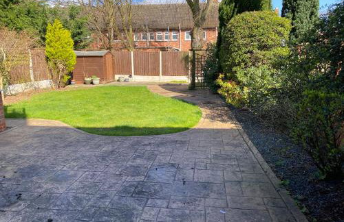 Spacious Five-Bedroom House Close to York Centre - Orchid House - Foto 16