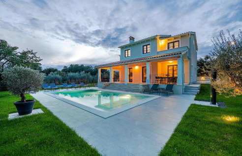 5 Bedroom Nice Home In Manjadvorci - Foto 10