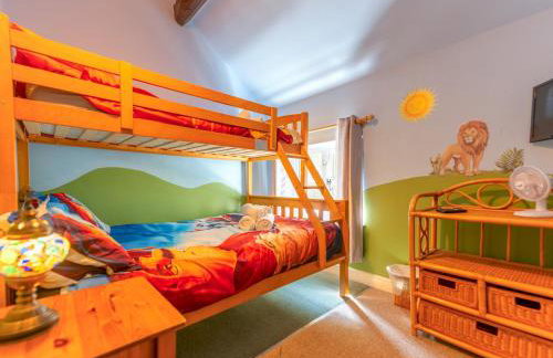 Squirrel Barn - Family Getaway Pass the Keys - Foto 16