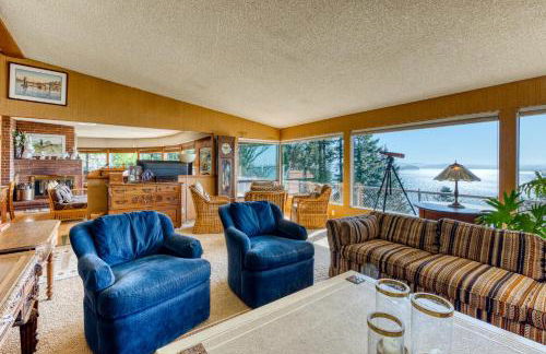 The Bridge and Balcony - Photo 7