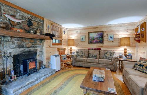 Fire Pit, Grill, and Views Cashiers Getaway! - Foto 4