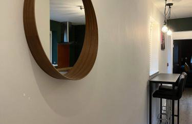 Stylish 2Bed Ground Floor Flat with Private Garden - Photo 10