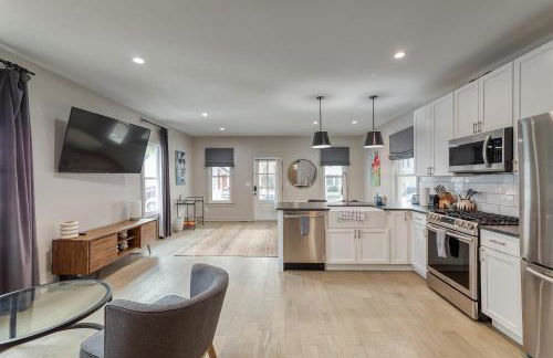 3 Bedroom Greek Revival Cottage Walk to Big House - Foto 12