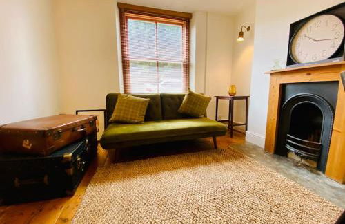 Cotswold Home over 4 floors - perfect for Families Friends Contractors - Foto 8