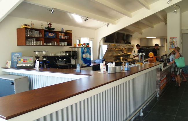 Tidy Furnished Chalet With a Dishwasher - Foto 17