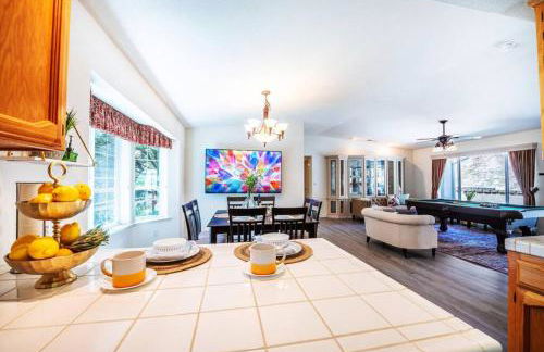 Manic Mountain Forest Cabin 3 miles from Bass Lake - Foto 50