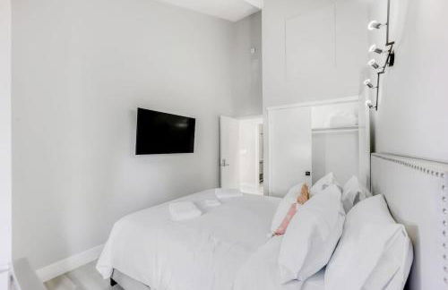 497-Upscale Family Home w AC & Patio near Meta & Stanford - Foto 54