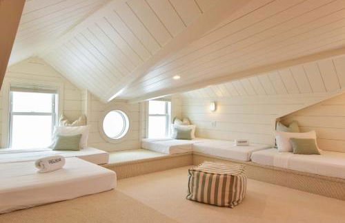 Private beach Stunning views Pool and Tennis - Foto 28