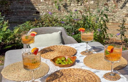 Greenwood Grange - Photo 4