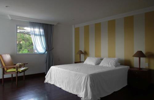 Casa de 850m2 e piscina na Praia de Santa Helena. - Foto 3