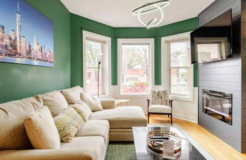 2 Bed Apt w/ Office, Free Parking, Near Wrigley - Foto 1