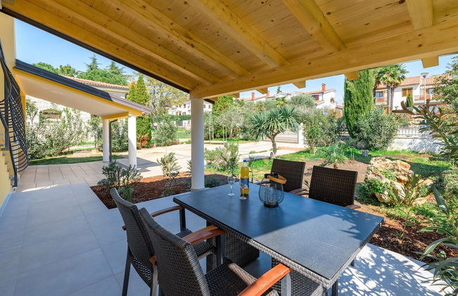 Attractive Apartment With Garden - Foto 11