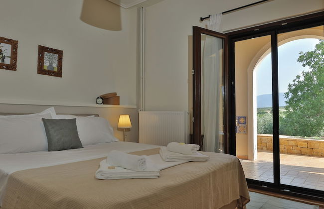 Olives and Vines all Season Villa - Photo 4