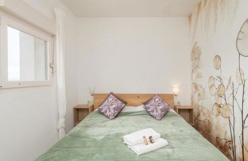 2 homes, pool and beautiful ocean view! - Foto 31