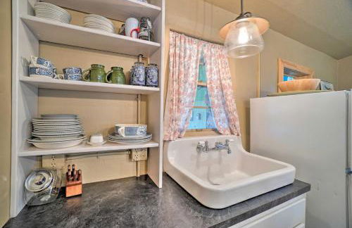 Enchanting Hilltop Cottage in Medicine Park! - Foto 11