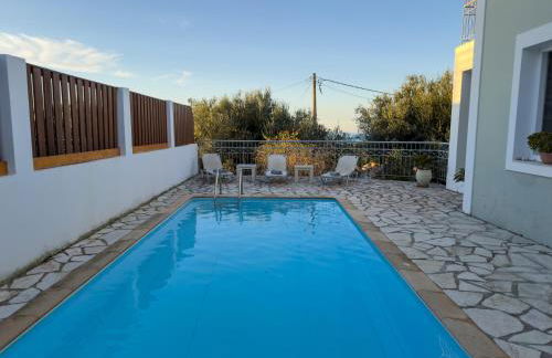 Regina Villa - Photo 30