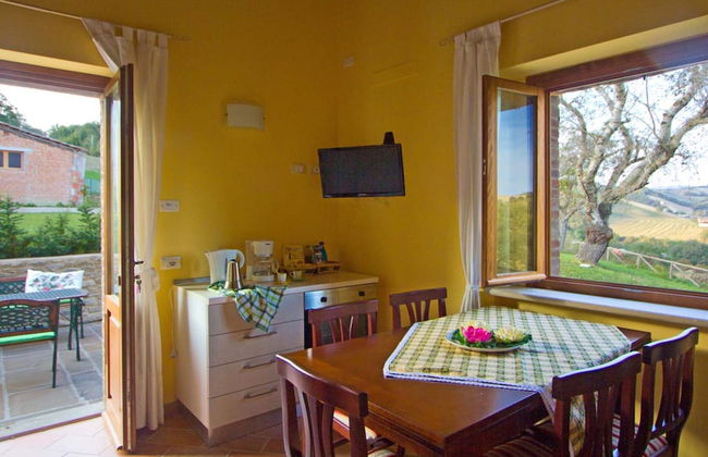 Beautiful Villa in Belforte All'isauro With Swimming Pool - Foto 29