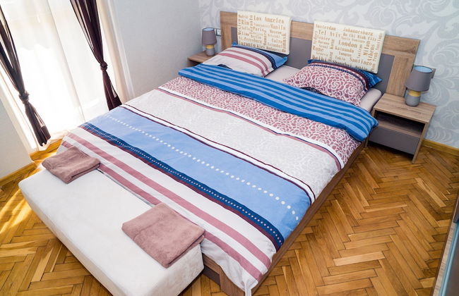 Sofia Central Pretty Apartment - Foto 2