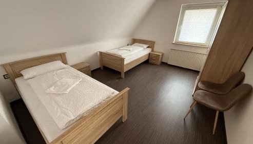 House in Sarstedt! contactless check-in 20P - Foto 4