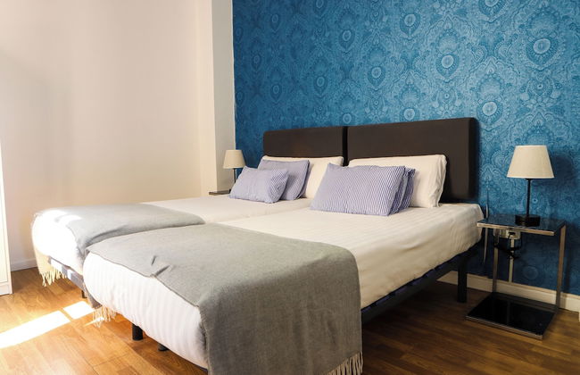 Valencia Luxury - Malvarrosa Beach - Photo 1