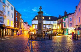 Charming 2 Bed Cottage - within city walls - free parking- garden - Foto 37