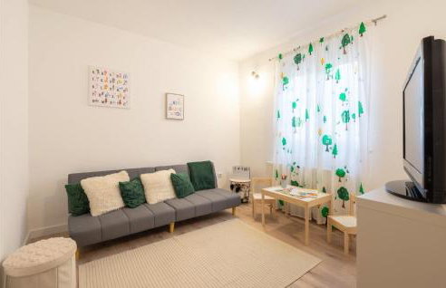 Awesome Home In Tugare With Kitchen - Foto 5