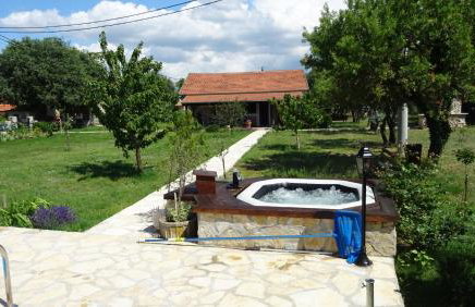 Villa Stone Medal - Photo 45