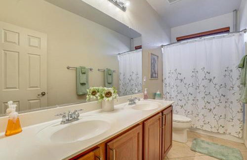 Walk to Parks Home with Pool in Surprise! - Foto 18