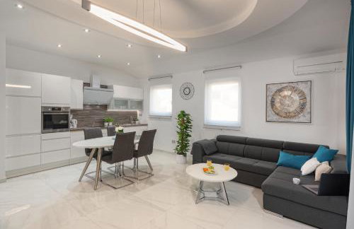 Viras Luxury Holiday - Photo 20