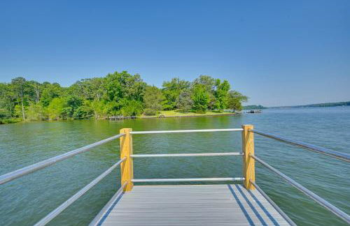 Lake Greenwood Access Modern Escape with Patio! - Foto 28