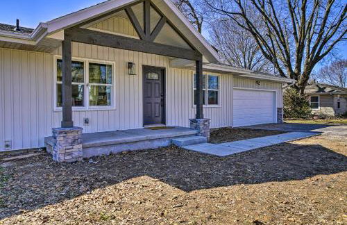 Retreat with Deck about 9 Mi to Downtown Springfield - Foto 22