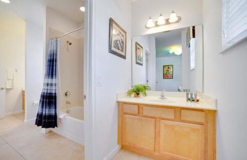 Sunny Villa, 6bd, 5ba, South facing pool and hot tub - Foto 42