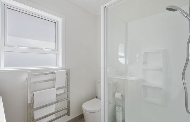 Renovated Takapuna 2BR Apt - Parking - Foto 27