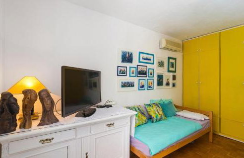 Nice Home In Splitska - Supetar - Photo 5