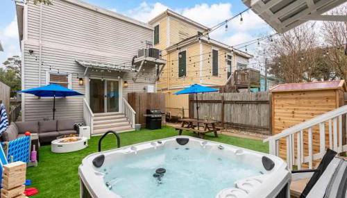 Group Getaway Foosball Hot Tub & Coastal Site - Foto 4