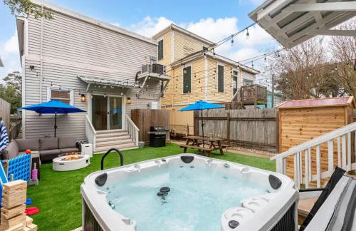 Group Getaway Foosball Hot Tub & Coastal Site - Foto 4