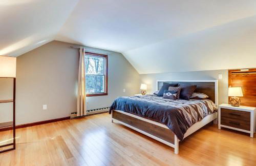 Lake Access and Private Hot Tub at Poconos Home! - Foto 17