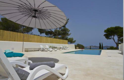 Casa Blanca - Photo 1