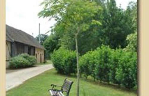 Gîte rénové en campagne, 3 ch., terrain 5000m², proche randonnées et Le Mans ! - Foto 2
