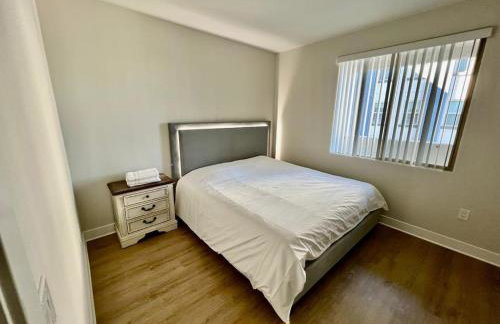 Miracle Mile Apartments - Foto 10