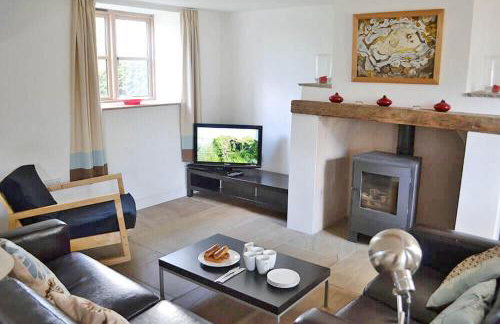 Hampton Wafre Cottage - Photo 3