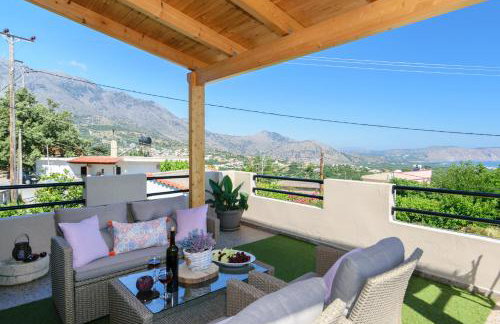 Casa Vasilia Traditional Home - Photo 6