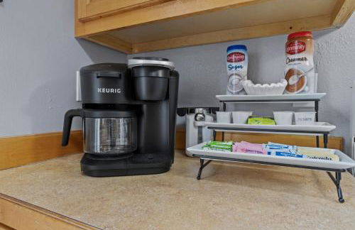 Waterfront Home with Pool, Hot Tub and Game Area - Foto 42