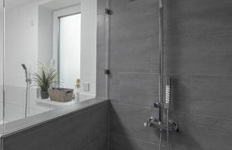 Exklusive (OG) Neubau-Ferienwohnung mit Fernsicht - Foto 10