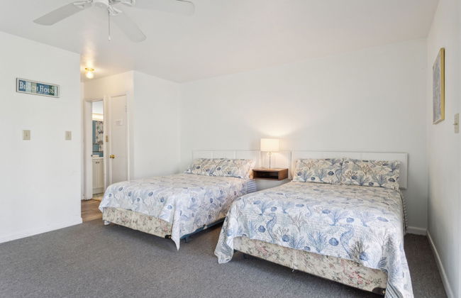 Retro Turtle Reef Condo 1 Block From Beach w Pool - Foto 21